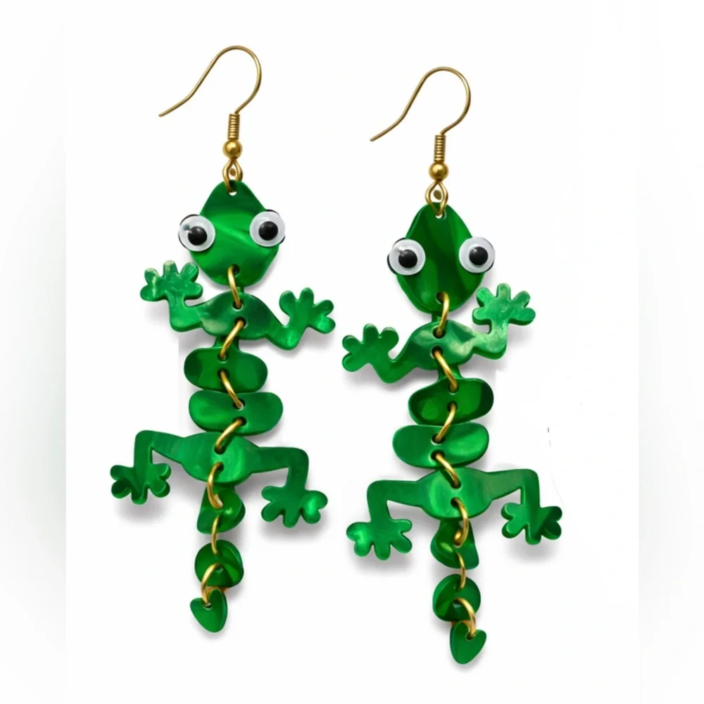 Charming Green Lizard Dangle Earrings - Picture 1 of 5
